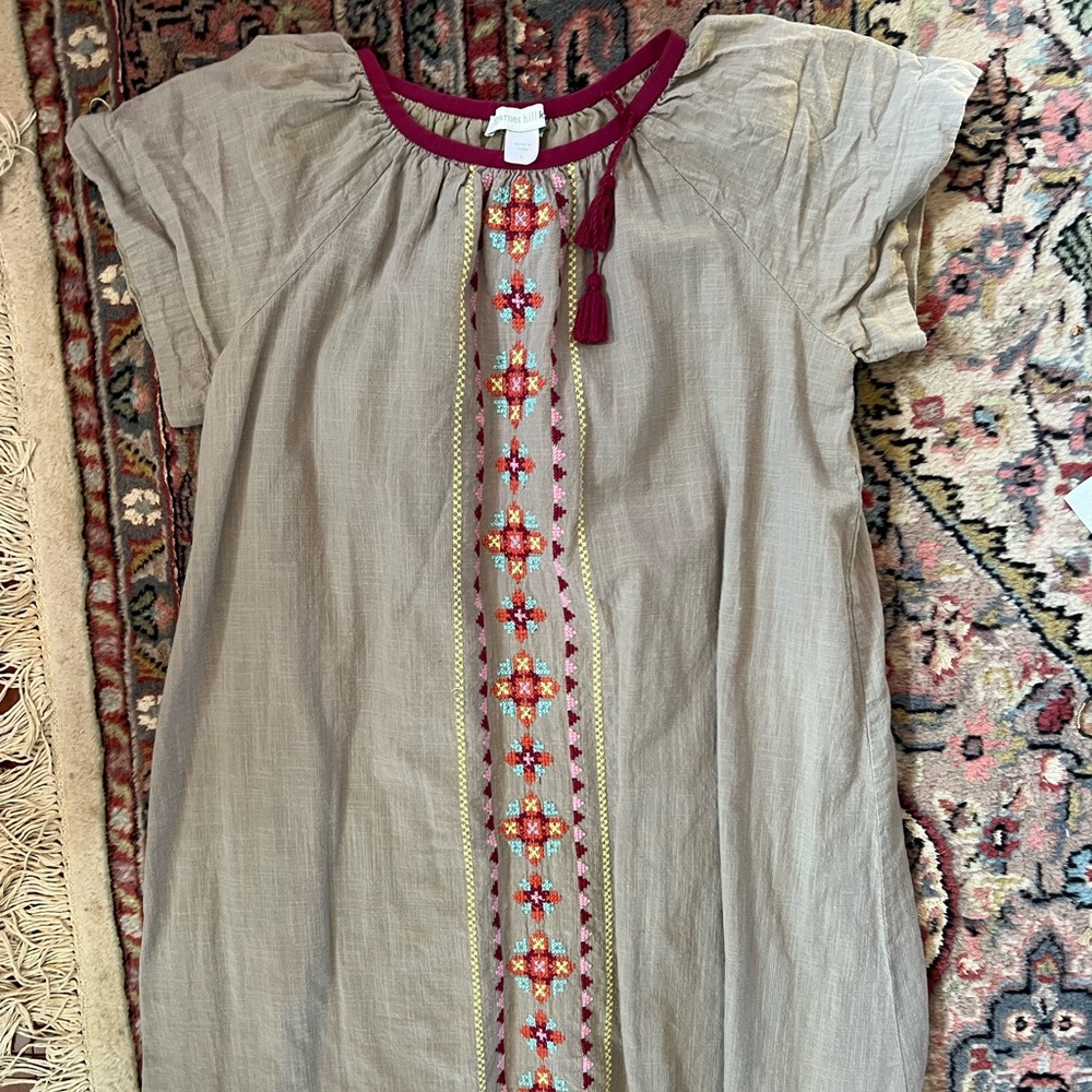 Garnet Hill Embroidered Dress, size L (roughly a 10)